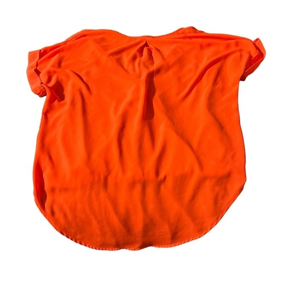 Lush women's  neon orange v-neck twist blouse, longer in the back - Picture 2 of 4